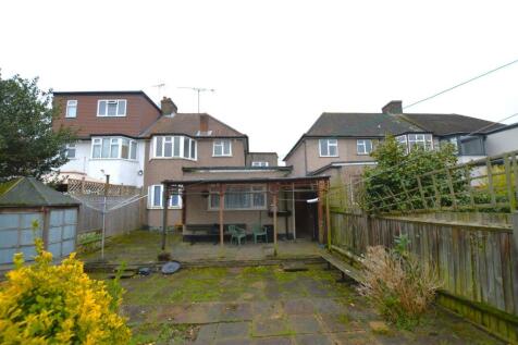 25 Bridge Way rear view.JPG