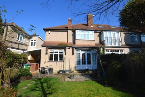 11 Bryanston Avenue rear.JPG