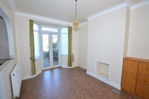 156 Kneller Road dining room April.JPG