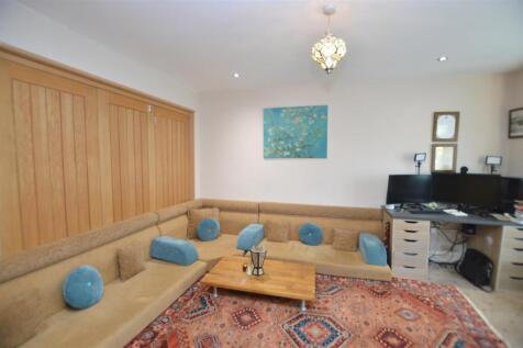 92 St Stephens Road front room.JPG