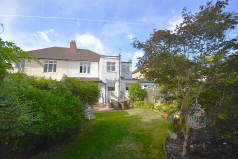 31 Derwent Road rear view.JPG