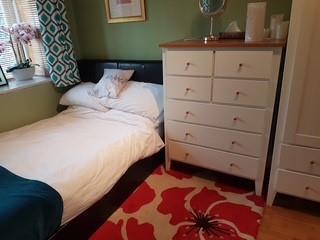 13 Cypress Avenue bed4.jpg