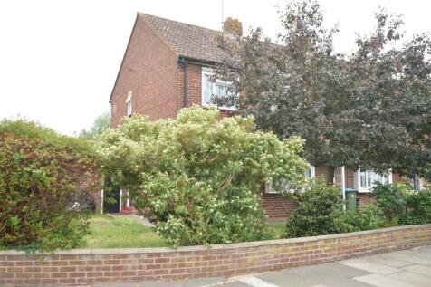 37 Collingwood Close July 25.JPG