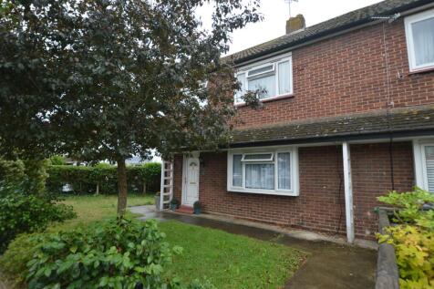 37 Collingwood Close New front July 25.JPG