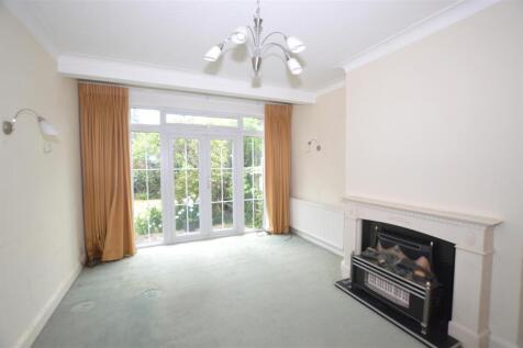 12 Bryanston Ave din.JPG