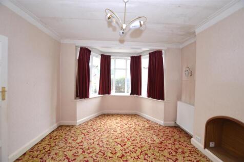 12 Bryanston Ave lounge.JPG