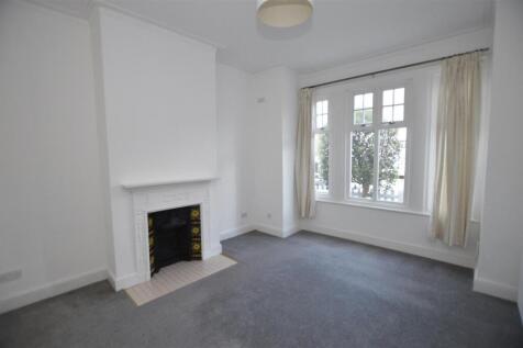 32aArgyle Avenue bed1.jpg