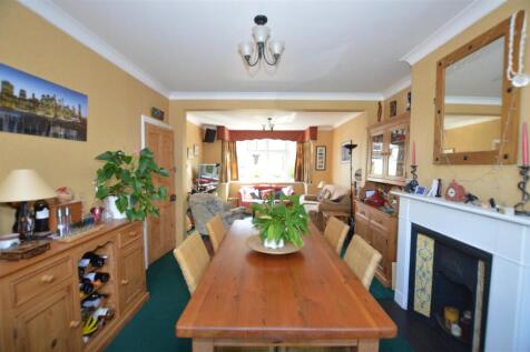 16 Park Road through.JPG