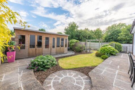 19 St Mary&#39;s Way (13)
