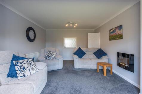 19 St Mary&#39;s Way (3)