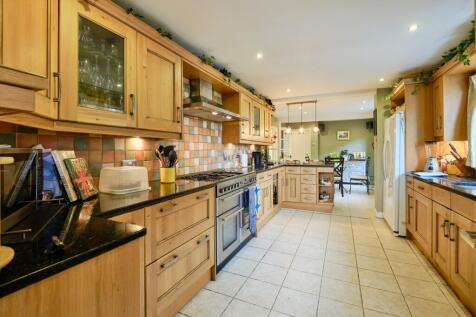 EdisonFord_8AmberleyWay(Nov24)_189(print)