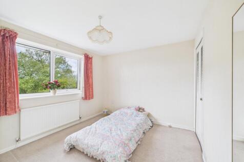 CAM02023G0-PR0139-STILL026
