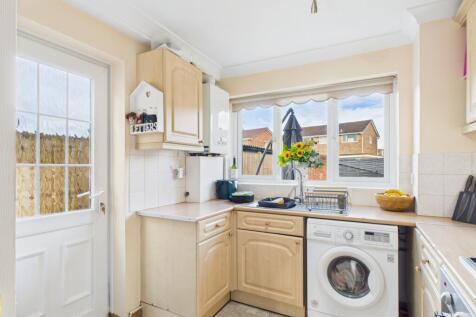 CAM02023G0-PR0179-STILL005