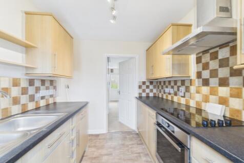 CAM02023G0-PR0174-STILL011