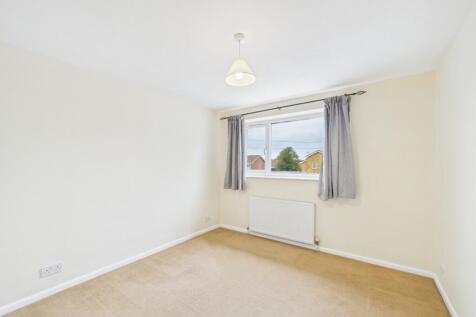 CAM02023G0-PR0174-STILL006