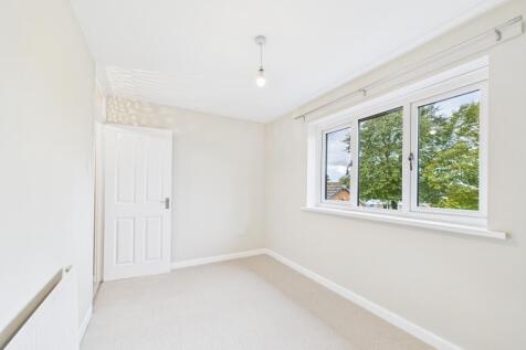 CAM02023G0-PR0178-STILL039