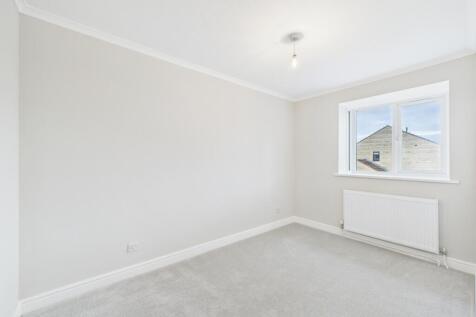 CAM02023G0-PR0184-STILL030