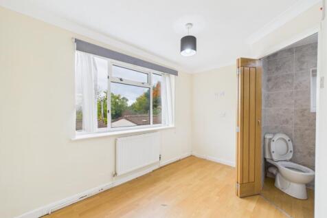 CAM02023G0-PR0181-STILL029