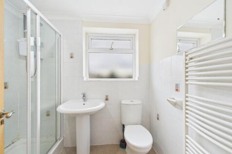 CAM02023G0-PR0181-STILL027