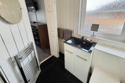 Ensuite 2