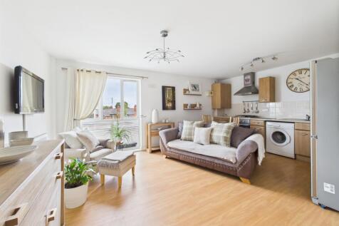 Kitchen/Living/Dining