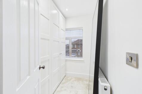 CAM04825G0-PR0226-STILL012