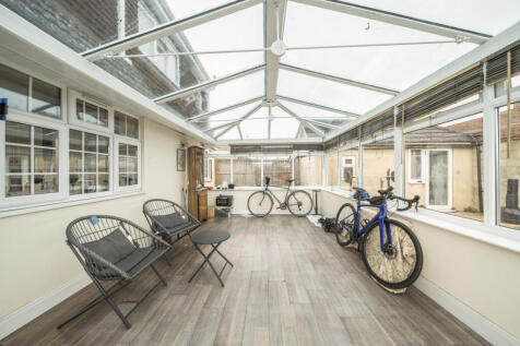 1304133-11-683f61...