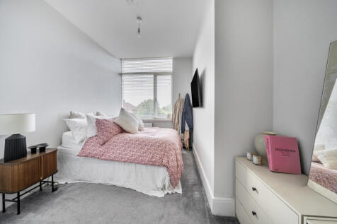 1355236-6-68c8082...