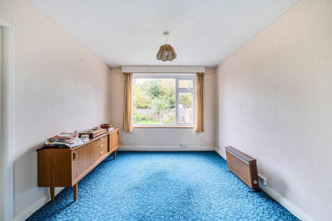 1369034-4-68ee2e4...