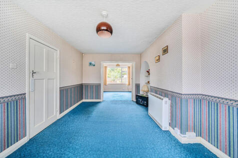 1369034-2-68ee2e2...