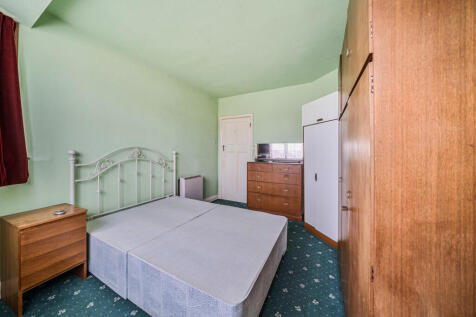 1369034-11-68ee2e...