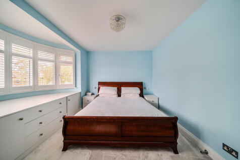 1369641-17-68ef92...