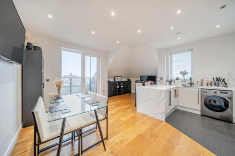 1371735-7-68fa12a...