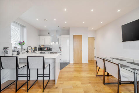 1371735-6-68fa0dd...