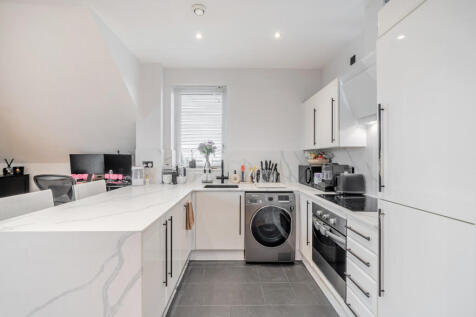 1371735-8-68fa12d...