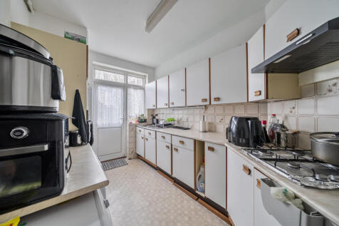 1362580-5-68f0db1...