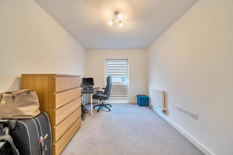 1374649-17-6904df...