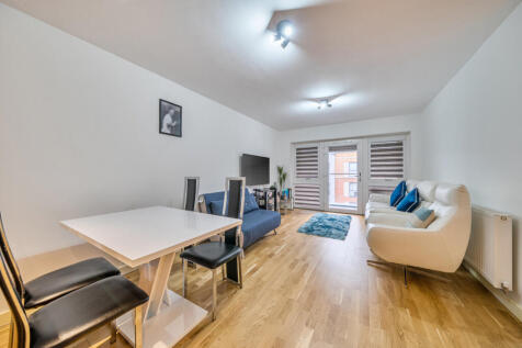 1374649-8-6904dea...