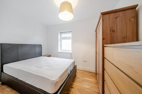 1381007-8-691c5e8...