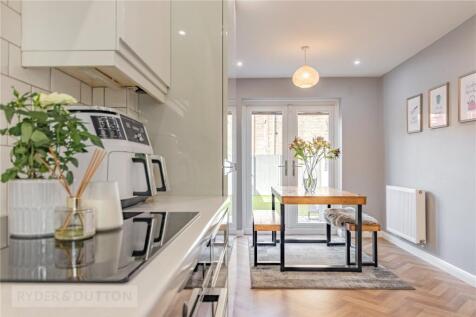 Kitchen Dine