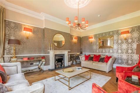 Formal Lounge