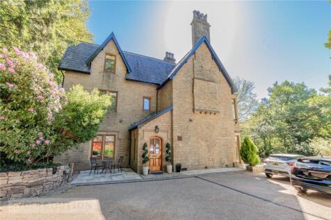 Oaklands House