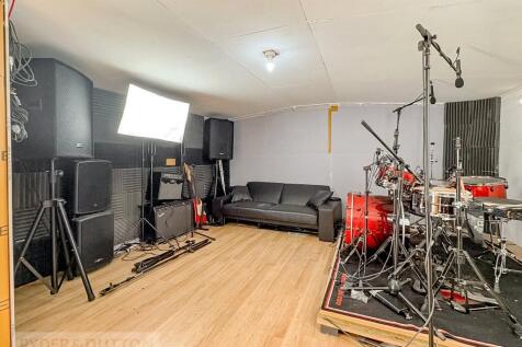 Studio/Gym