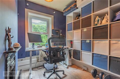 Bedroom 4 / Office
