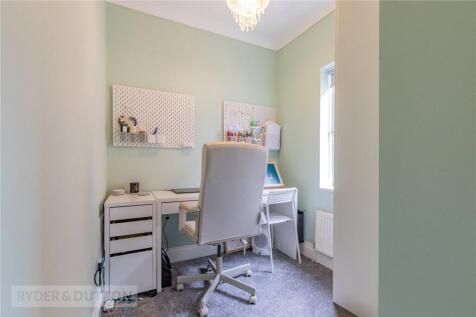 Bedroom/Office