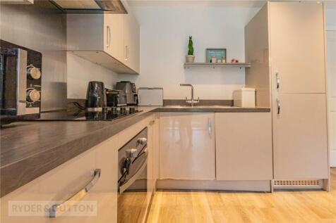 Lounge/Kitchen
