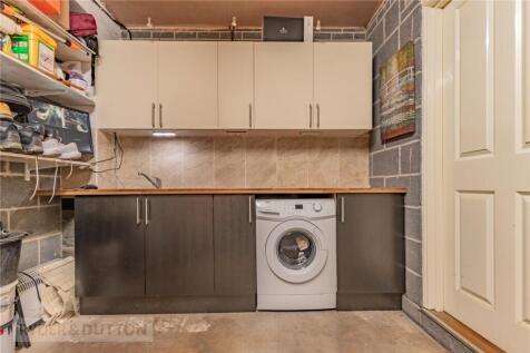 Garage/Utility