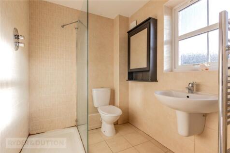 En&#61;suite Shower Room
