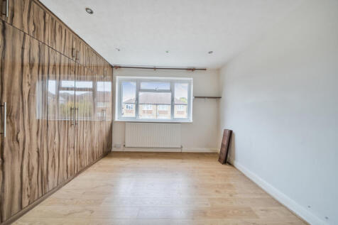 1368835-9-68ece45...