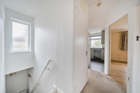 1368835-6-68ece37...